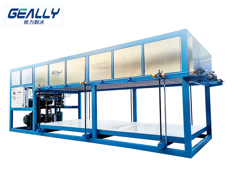 直冷式塊冰機(jī)對比鹽水式塊冰機(jī)的優(yōu)勢！防止損壞要注意哪些？